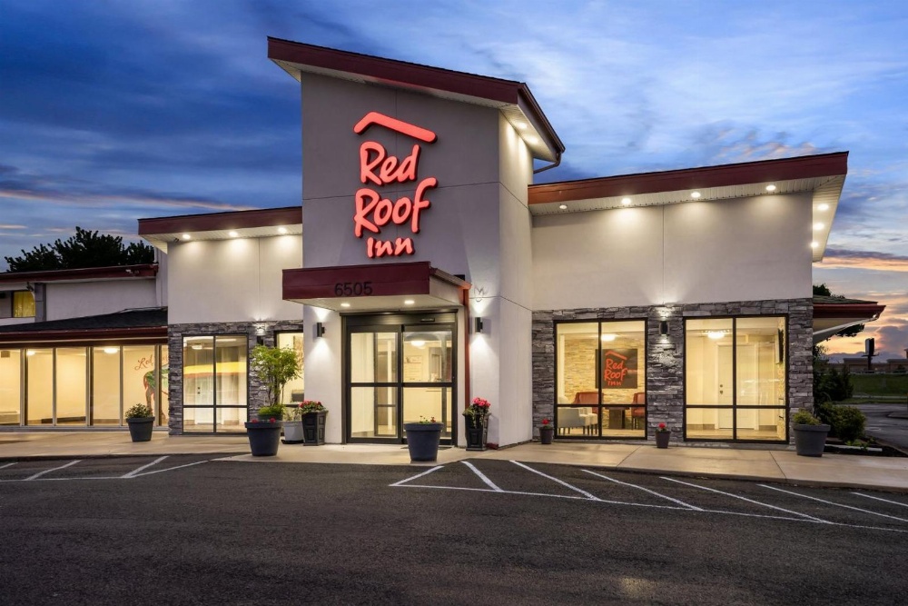 Red Roof Inn Niagara Falls Main image